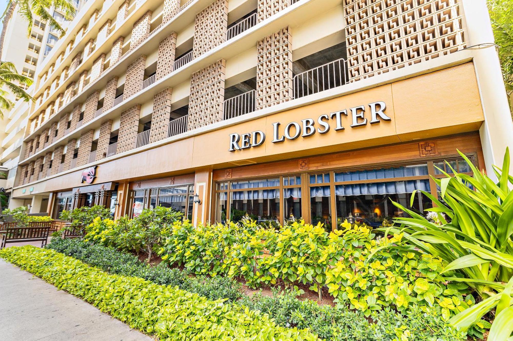 Ilikai Marina * Honolulu