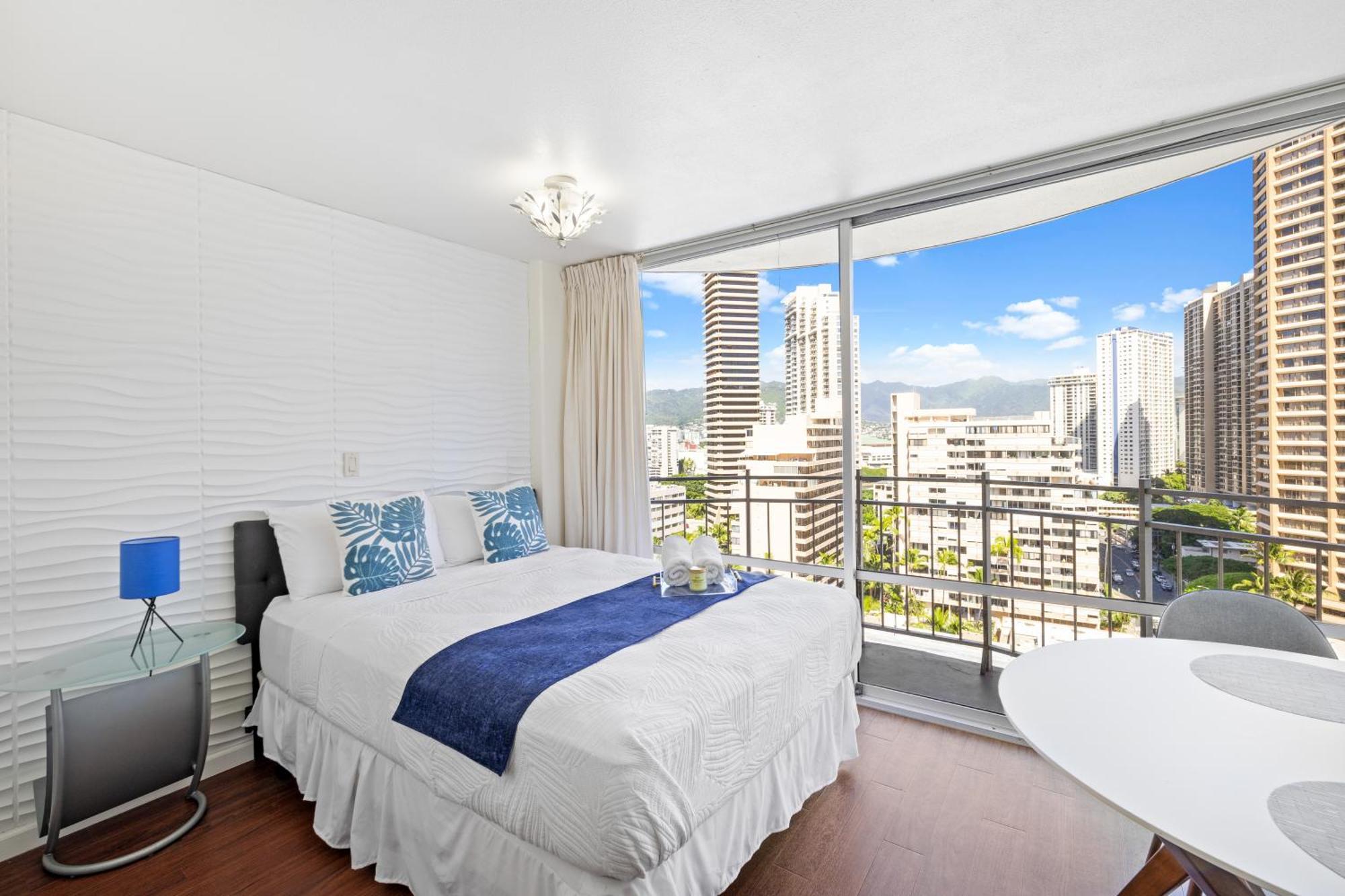 Ilikai Marina Honolulu